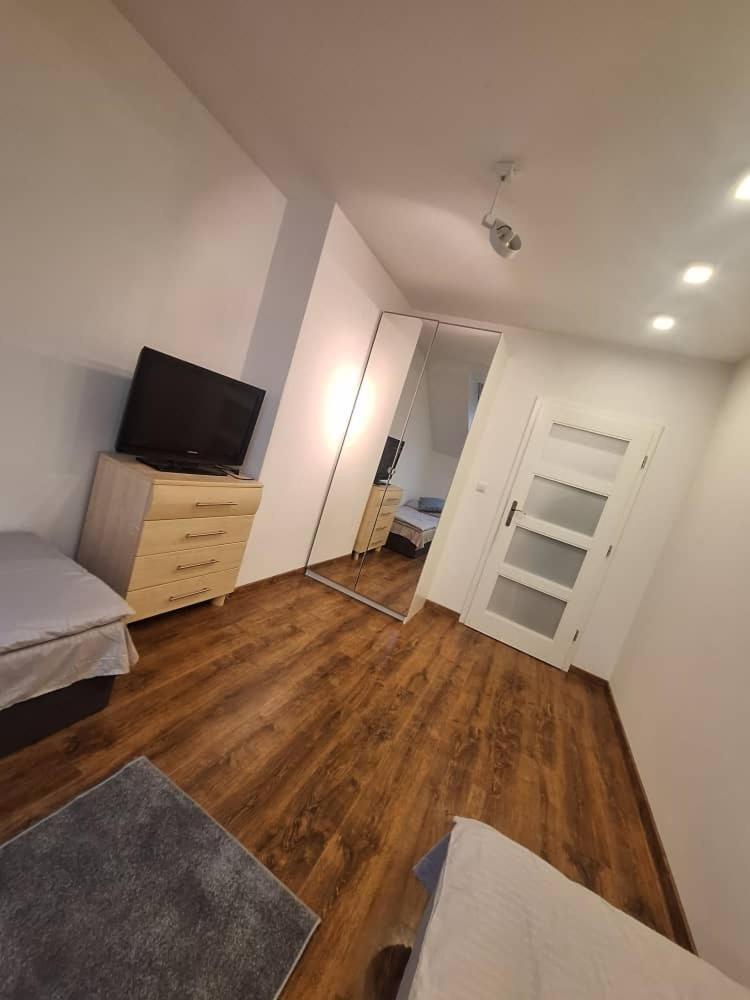 Villa Varzob Varsavia Esterno foto