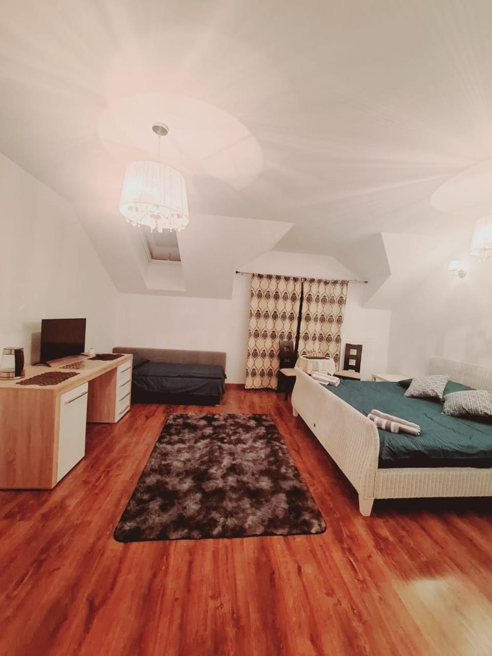 Villa Varzob Varsavia Esterno foto