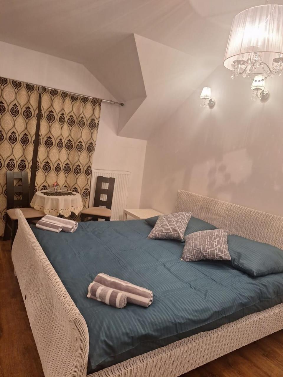 Villa Varzob Varsavia Esterno foto
