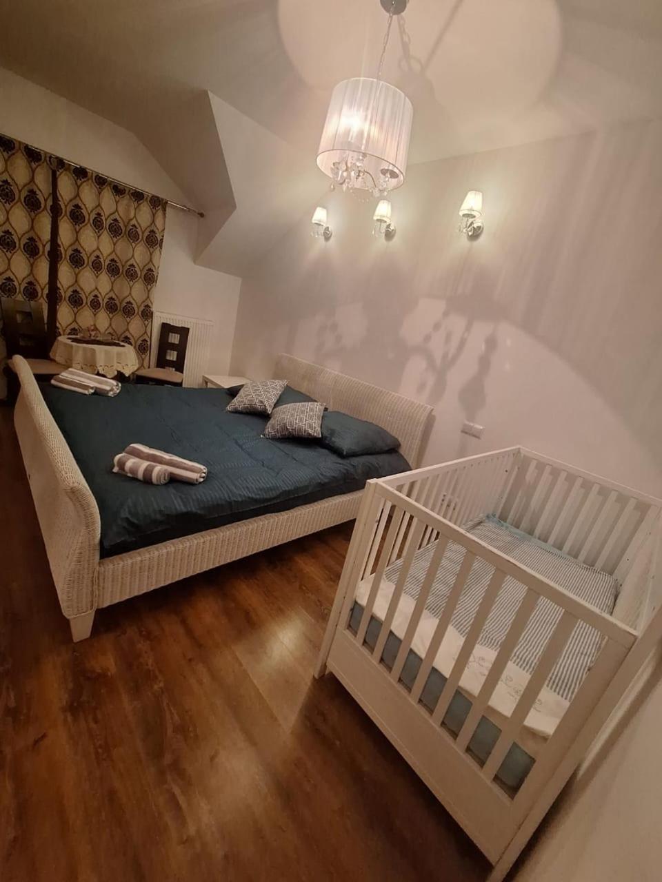 Villa Varzob Varsavia Esterno foto